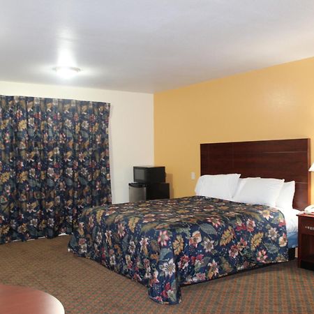 Passport Inn And Suites - Middletown Exterior foto
