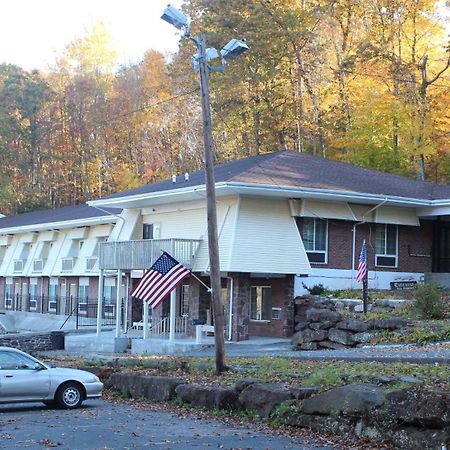 Passport Inn And Suites - Middletown Exterior foto