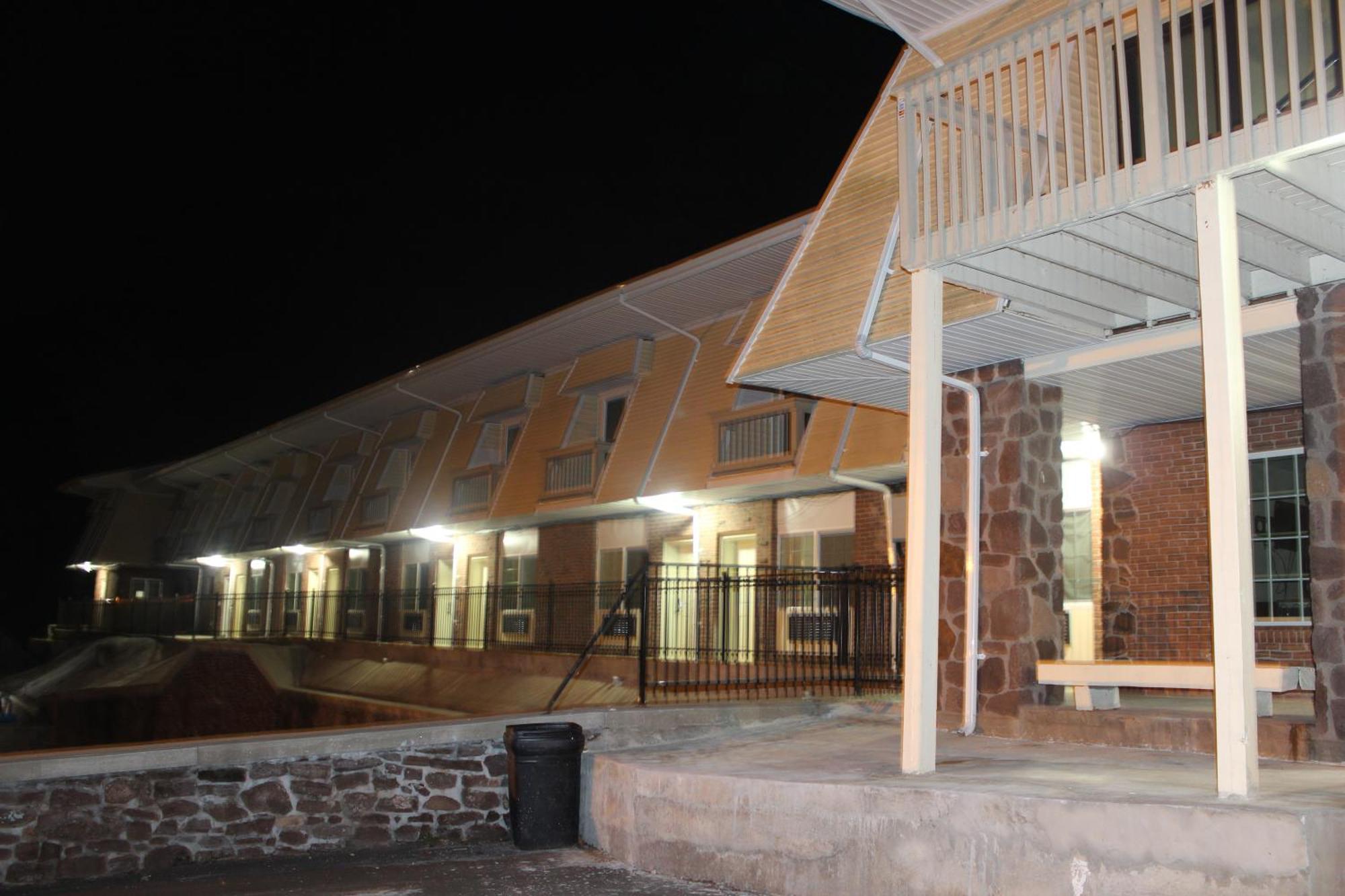 Passport Inn And Suites - Middletown Exterior foto