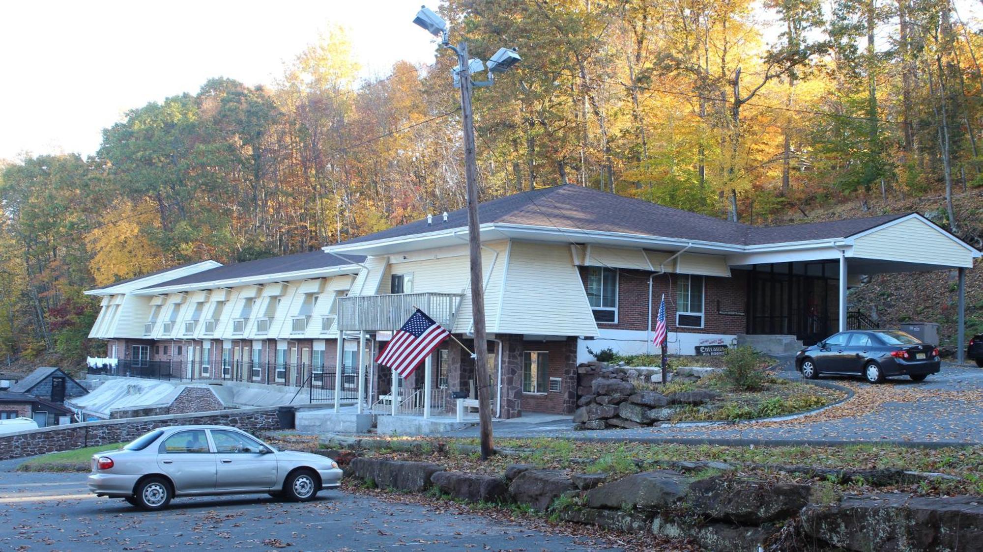 Passport Inn And Suites - Middletown Exterior foto