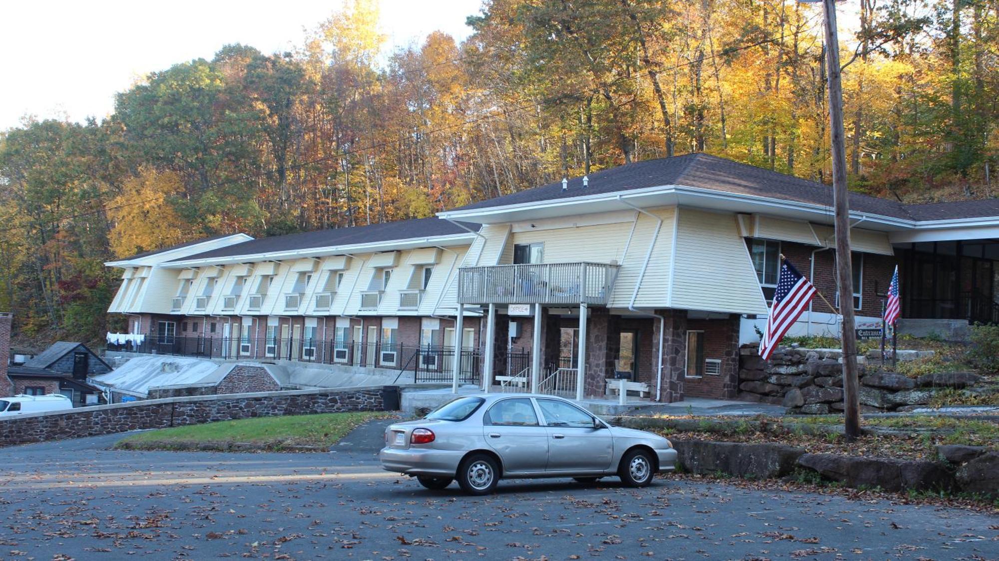 Passport Inn And Suites - Middletown Exterior foto
